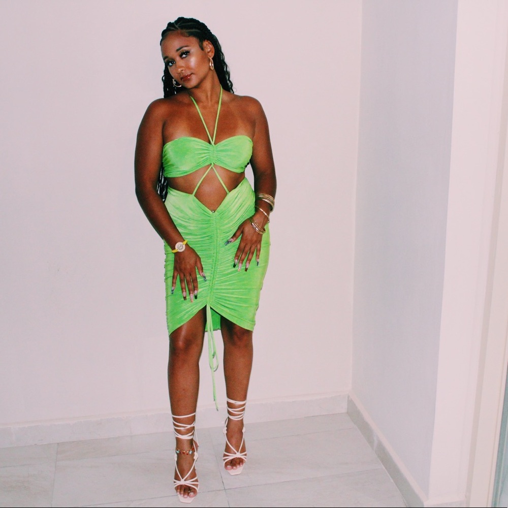 LIME GREEN RUCHED CUT OUT DRESS